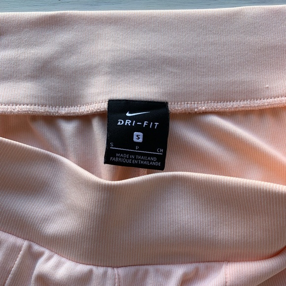 Small, Nike, peachy pink π soft athletic shorts with pockets - Picture 11 of 13